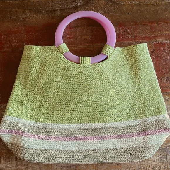 Liz Claiborne Handbags - LIZ CLAIBORNE PINK LUCITE HANDLE GREEN KNIT PURSE VINTAGE!